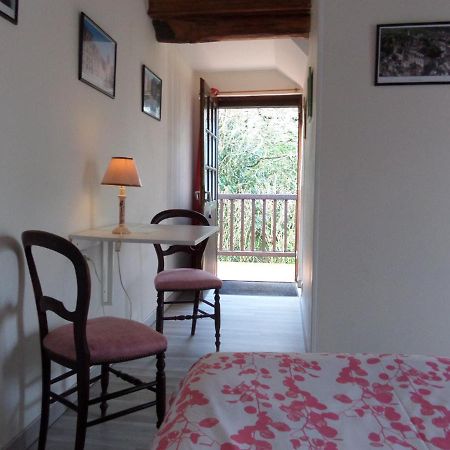 Bed and Breakfast Le Moulin De La Planche Cerelles Esterno foto