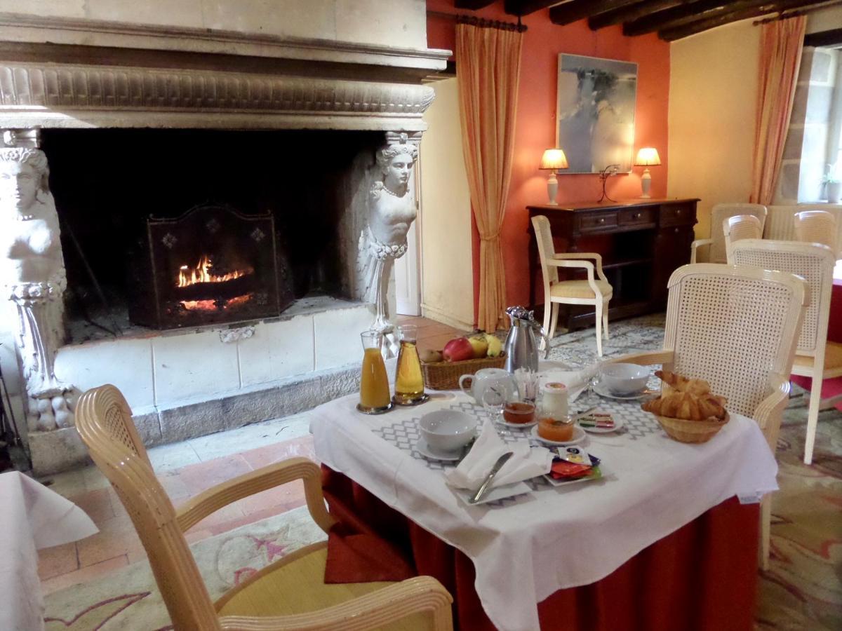 Bed and Breakfast Le Moulin De La Planche Cerelles Esterno foto