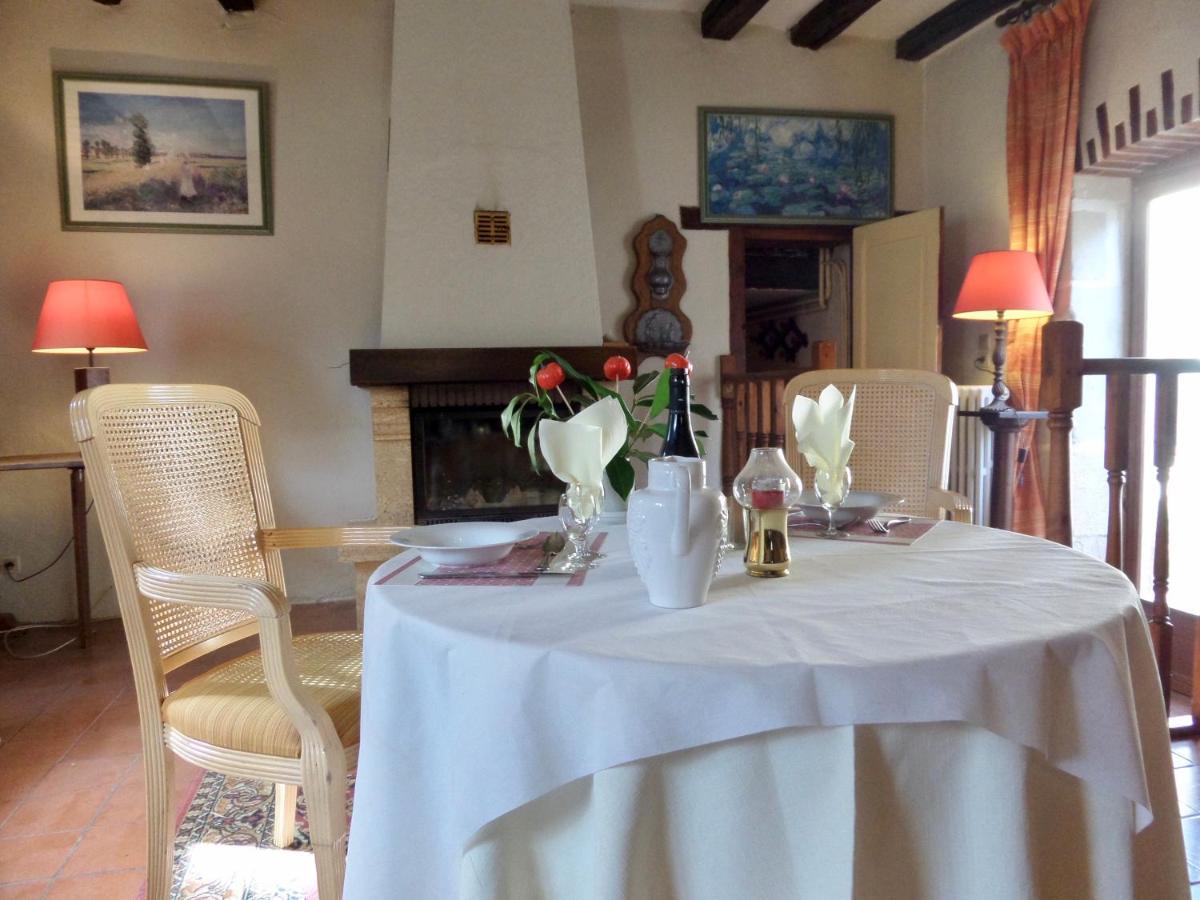 Bed and Breakfast Le Moulin De La Planche Cerelles Esterno foto