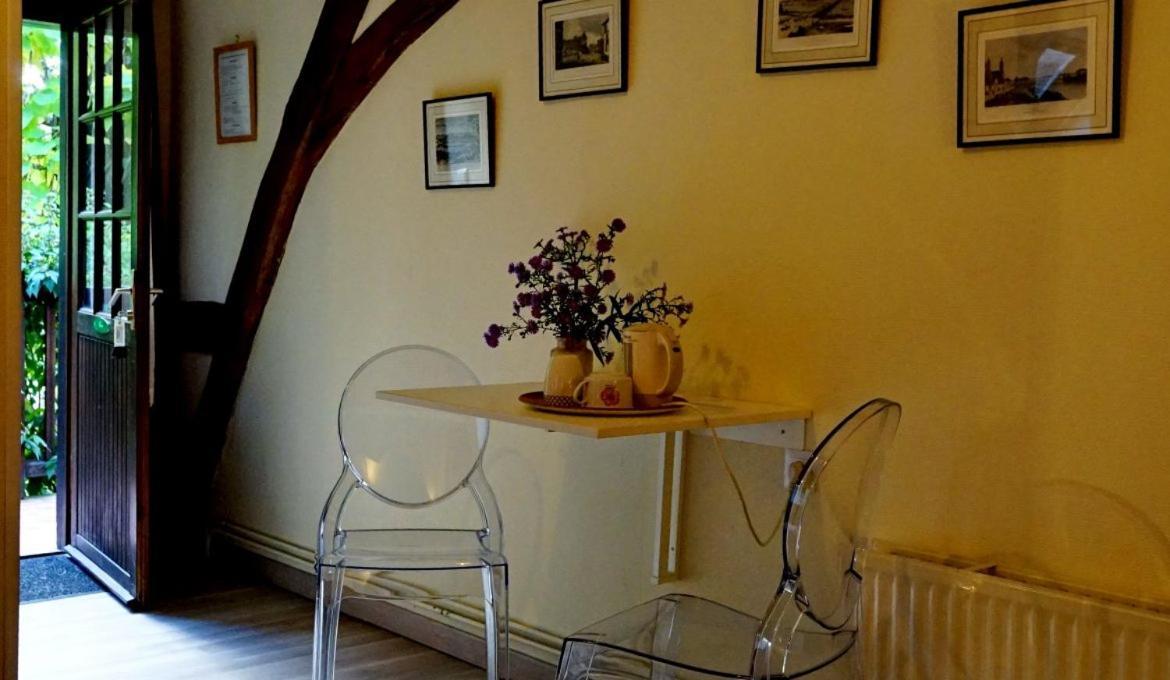 Bed and Breakfast Le Moulin De La Planche Cerelles Esterno foto