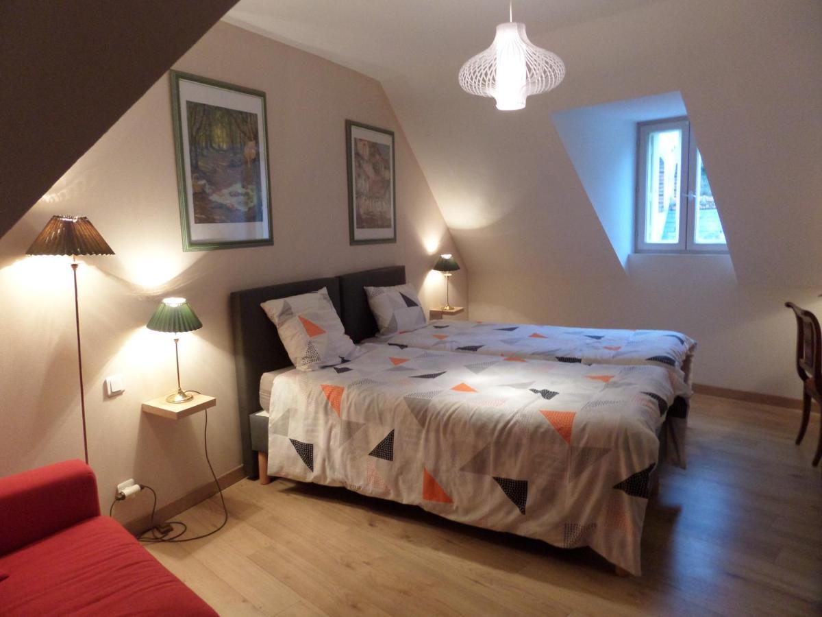 Bed and Breakfast Le Moulin De La Planche Cerelles Esterno foto